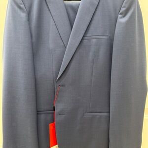 HUGO BOSS 3 PIECE SUIT ITALIAN SKY BLUE FABRIC NEW W TAGS